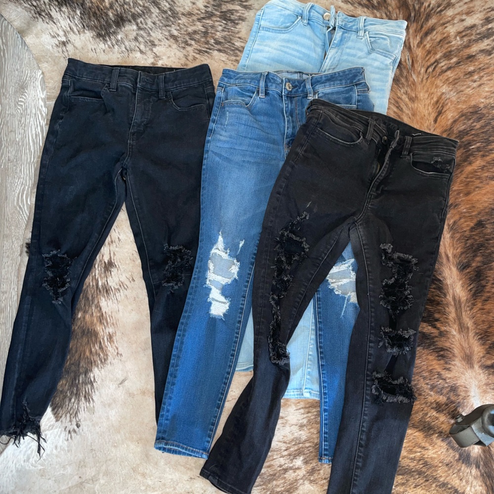 4 pair of skinny jeans